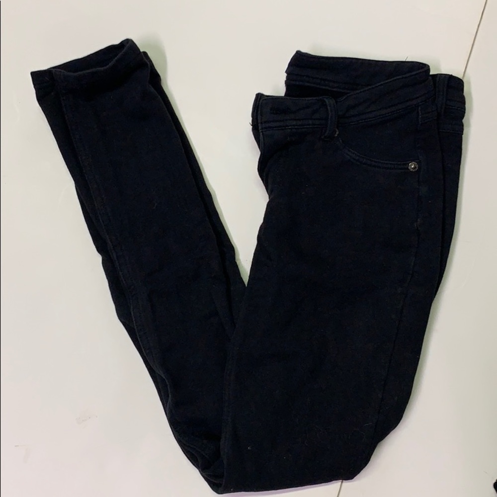 black jeggings